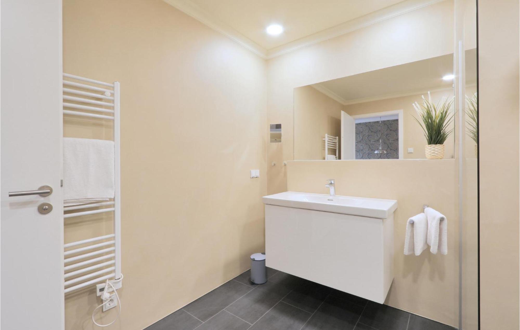 Baltischer Hof Apartment 28 บอลเทินฮาเกิน ภายนอก รูปภาพ